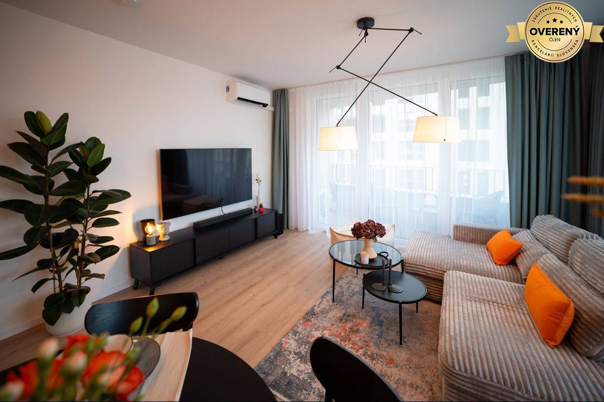 Rent One bedroom apartment, One bedroom apartment, Včelárska ulica, Tr