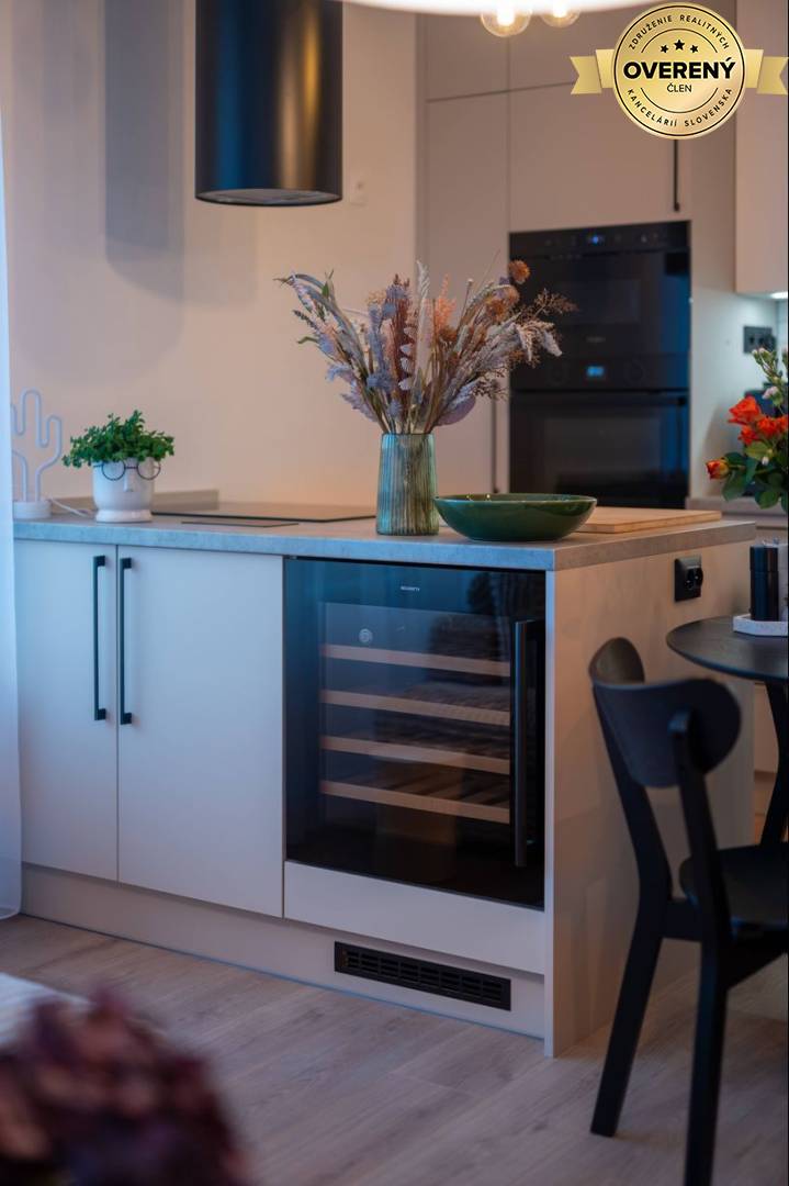 Rent One bedroom apartment, One bedroom apartment, Včelárska ulica, Tr