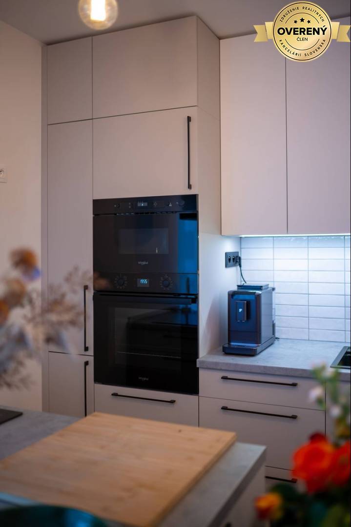 Rent One bedroom apartment, One bedroom apartment, Včelárska ulica, Tr