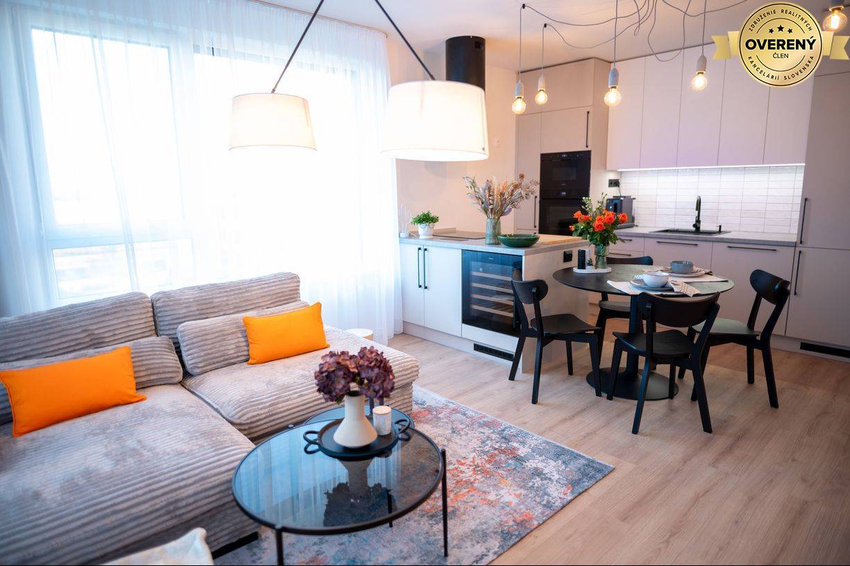 Rent One bedroom apartment, One bedroom apartment, Včelárska ulica, Tr