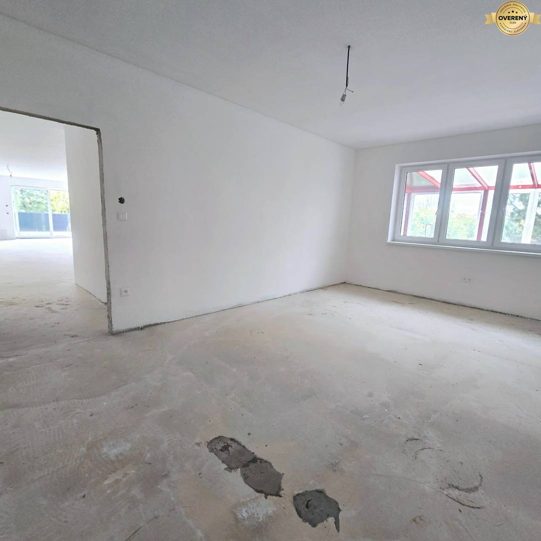 Sale Four+ bedroom apartment, Four+ bedroom apartment, Konštantína Čul