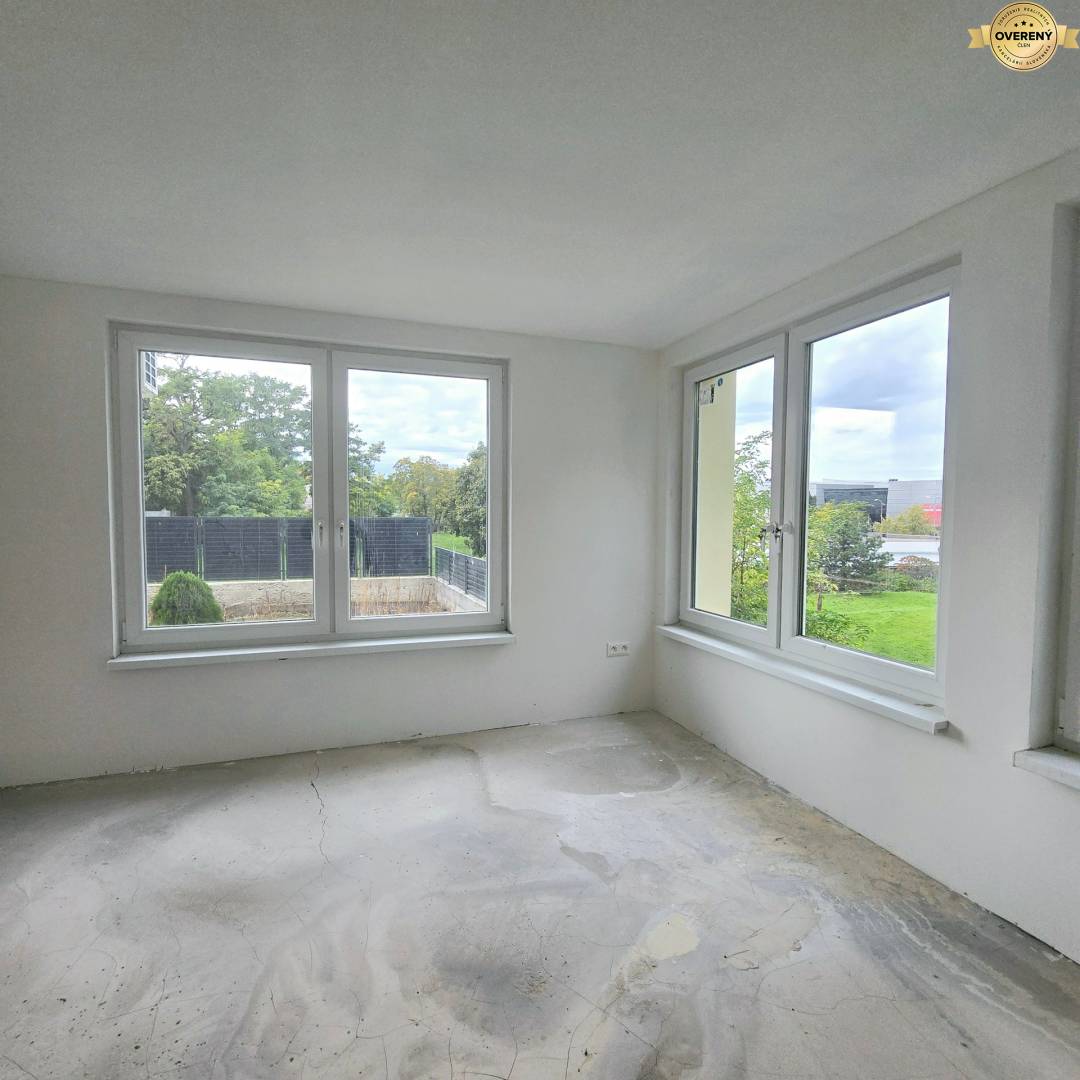 Sale Four+ bedroom apartment, Four+ bedroom apartment, Konštantína Čul