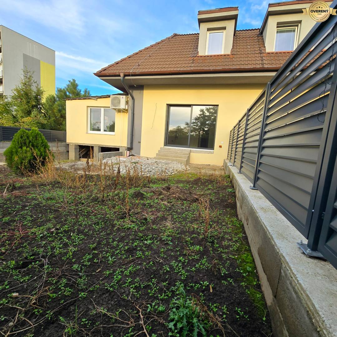 Sale Four+ bedroom apartment, Four+ bedroom apartment, Konštantína Čul