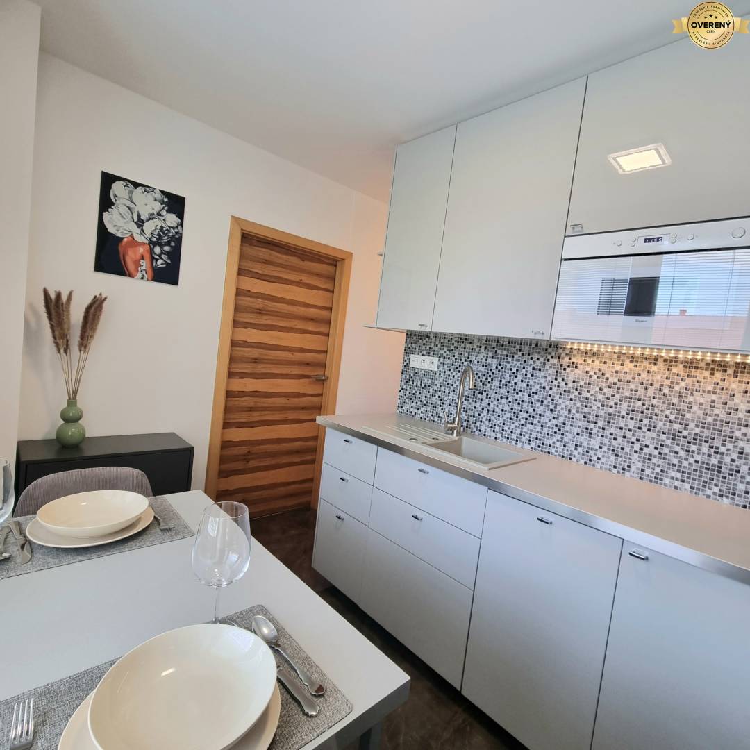 Rent One bedroom apartment, One bedroom apartment, Podjavorinskej, Trn