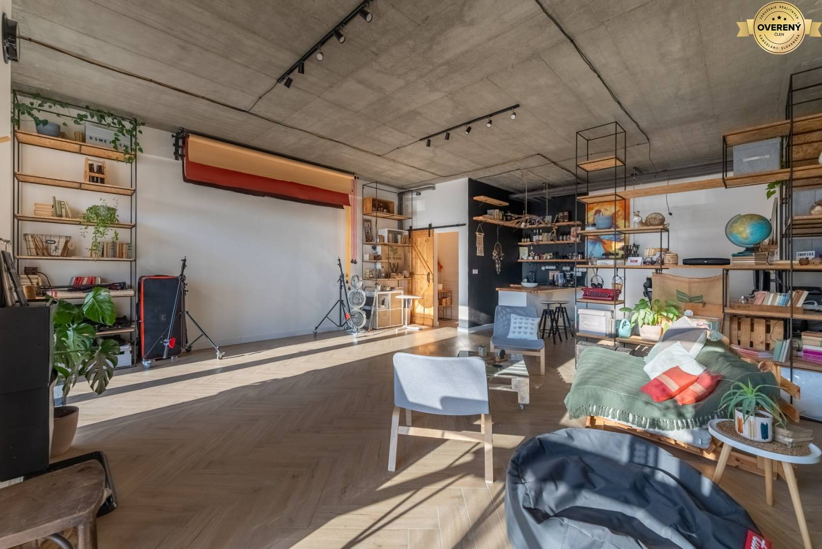 Sale Commercial premises, Commercial premises, Topoľová, Trnava, Slova