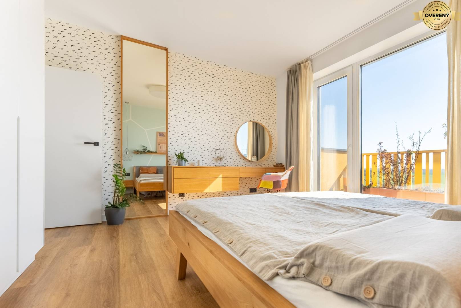 Sale Three bedroom apartment, Three bedroom apartment, Mikovíniho, Trn