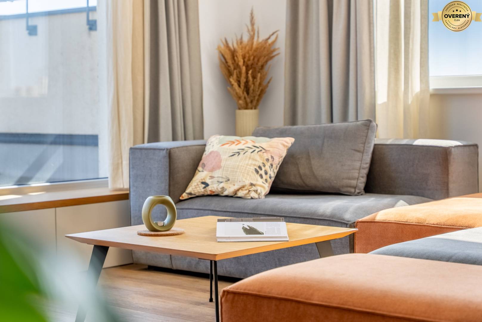 Sale Three bedroom apartment, Three bedroom apartment, Mikovíniho, Trn