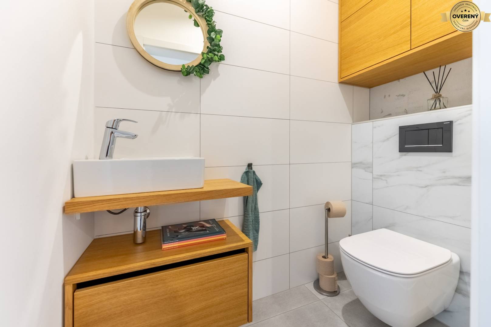 Sale Three bedroom apartment, Three bedroom apartment, Mikovíniho, Trn