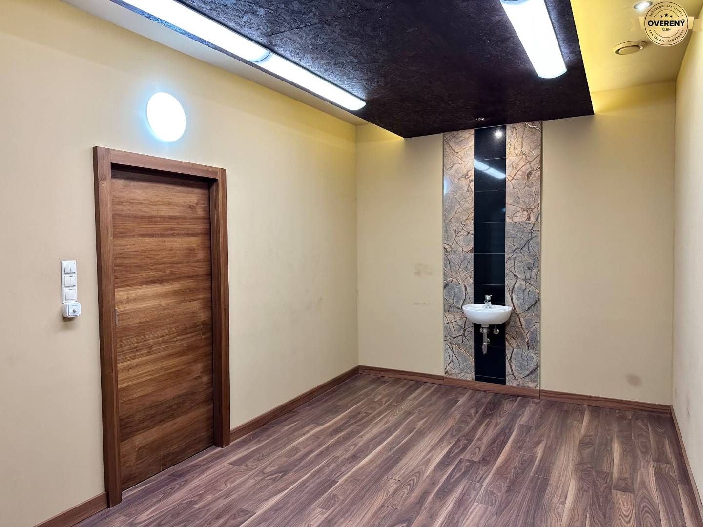 Rent Commercial premises, Commercial premises, Dvory, Púchov, Slovakia