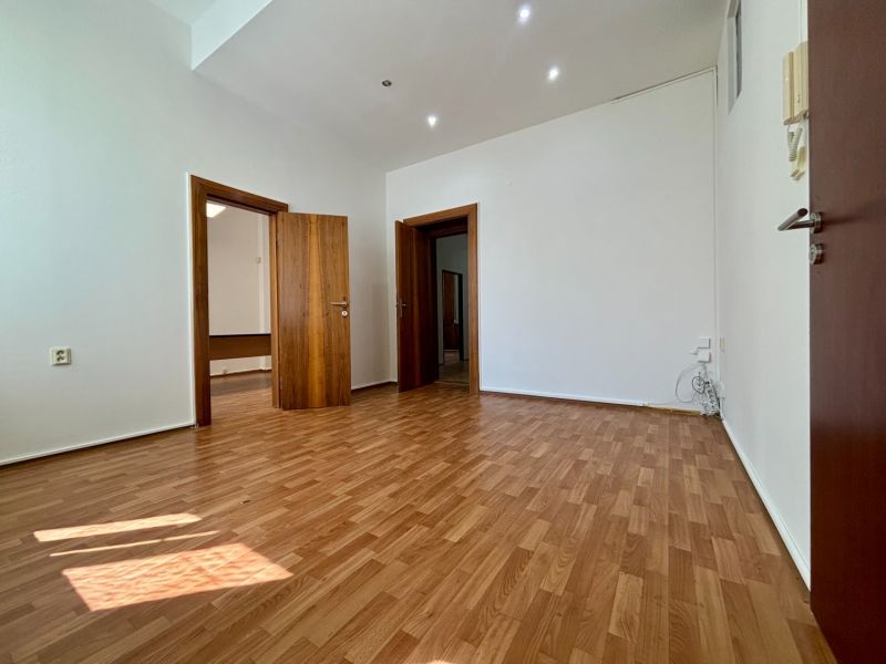 Rent Offices, Offices, Hlavná, Trnava, Slovakia