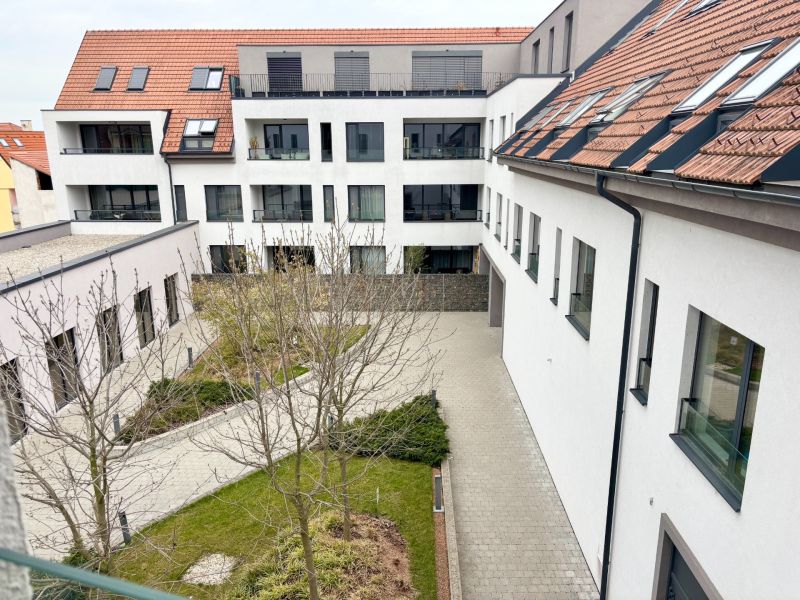 Rent Garage, Garage, Františkánska, Trnava, Slovakia
